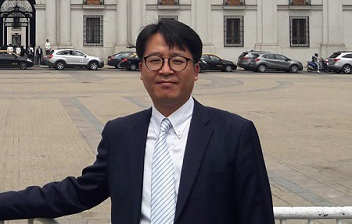 Sung Won, Yoon